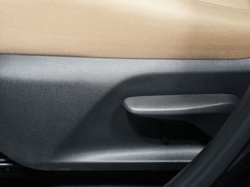 Certified 2025 Toyota RAV4 LE image 30