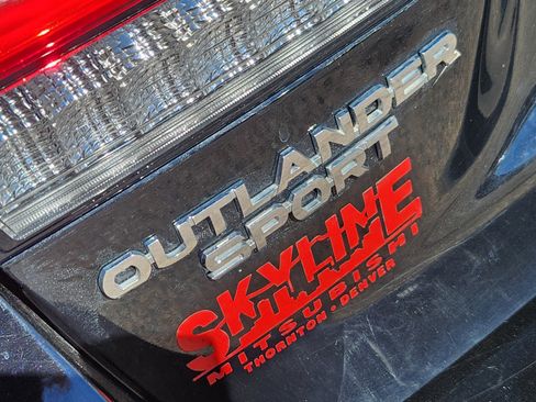 Used 2023 Mitsubishi Outlander Sport SE image 8