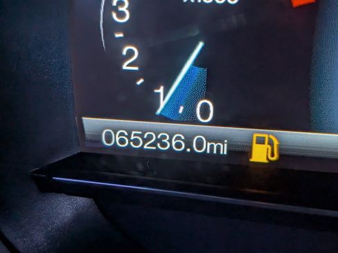 Used 2017 Ford Explorer XLT w/ Equipment Group 202A image 31