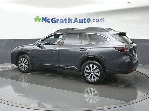 Used 2024 Subaru Outback Premium image 22