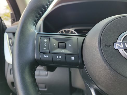 Certified 2023 Nissan Rogue SV w/ SV Premium B Package FWD image 22