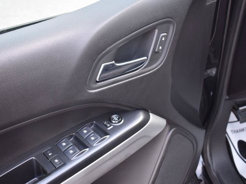 Used 2019 Chevrolet Colorado LT RWD image 25