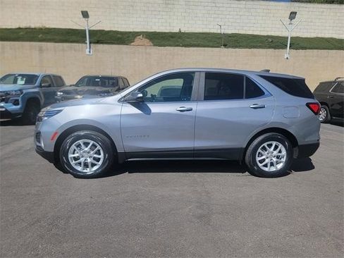 Certified 2023 Chevrolet Equinox LT w/ Driver Convenience Package image 4