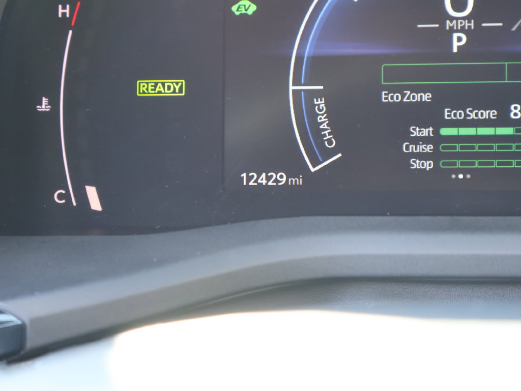 Used 2026 Toyota Camry SE FWD image 29
