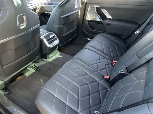 Certified 2024 BMW i7 M70 w/ Executive Package image 18