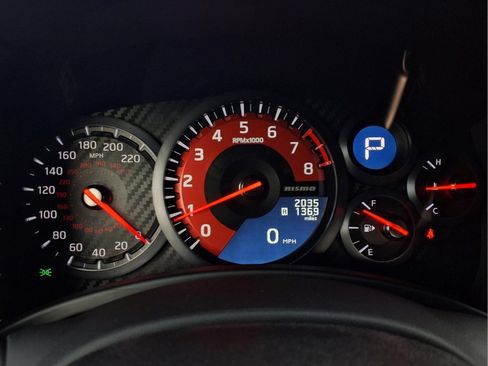 Used 2021 Nissan GT-R NISMO AWD/4WD image 20