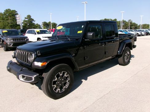 New 2025 Jeep Gladiator Sport w/ Premium Package image 2