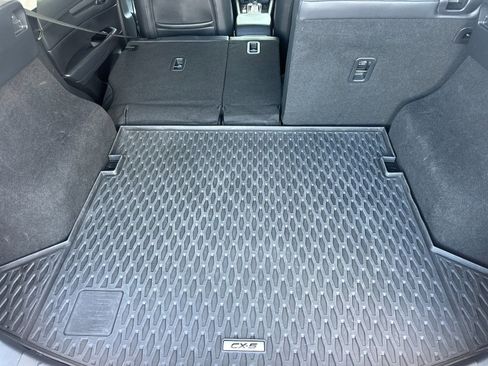 Used 2019 MAZDA CX-5 Touring image 16