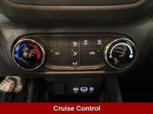 Used 2021 Chevrolet TrailBlazer LS FWD image 15