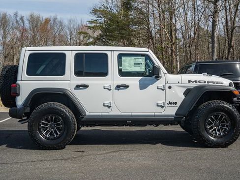 New 2026 Jeep Wrangler Unlimited Rubicon 392 w/ Quick Order Package 27X Moab AWD/4WD image 4