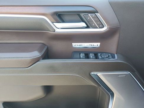 Used 2024 GMC Sierra 1500 Denali AWD/4WD image 17