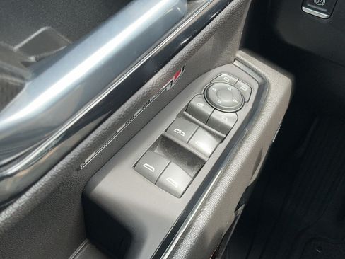 Used 2022 GMC Sierra 1500 AT4 w/ AT4 Preferred Package AWD/4WD image 14