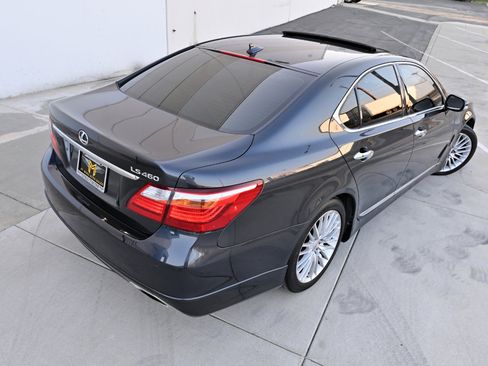 Used 2011 Lexus LS 460 w/ Sport Pkg RWD image 11