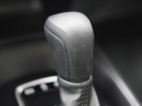 Used 2024 Toyota Corolla LE FWD image 30