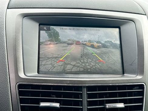 Used 2015 Lincoln MKT FWD image 13