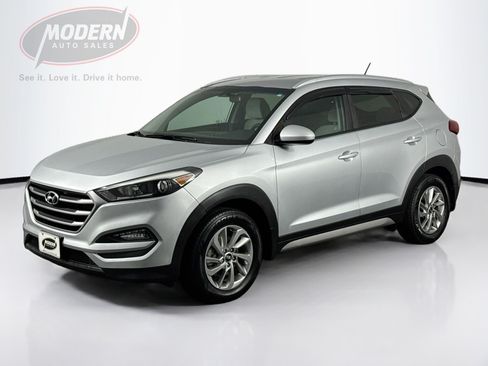 Used 2017 Hyundai Tucson SE w/ SE Popular Package 02 AWD/4WD image 1