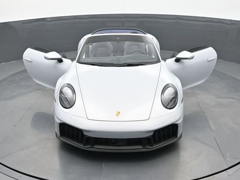 Certified 2026 Porsche 911 Carrera 4 GTS AWD/4WD image 28