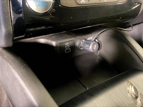 Used 2025 Ford Escape ST-Line w/ Tech Pack #1 FWD image 27