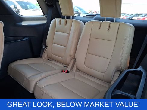 Used 2017 Ford Explorer Limited w/ Equipment Group 301A AWD/4WD image 16