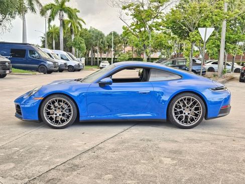 Used 2025 Porsche 911 Carrera RWD image 6