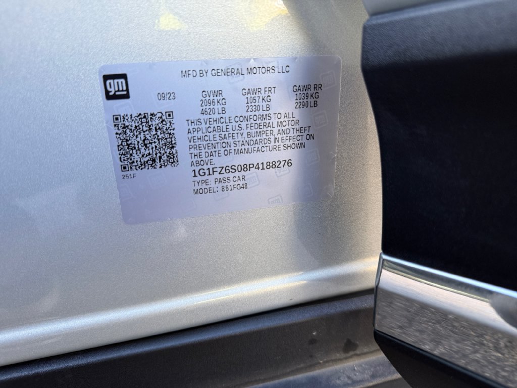 Used 2023 Chevrolet Bolt EUV Premier FWD image 20