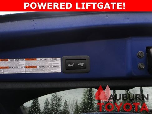 Certified 2024 Toyota Corolla Cross XSE image 6