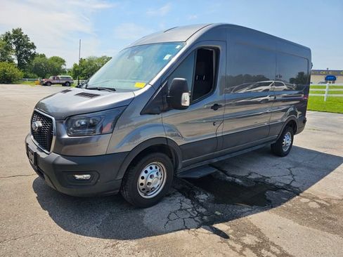 Used 2024 Ford Transit 250 148 Medium Roof Extended AWD image 3