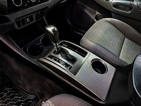 Used 2015 Toyota Tacoma 4x4 Double Cab image 19