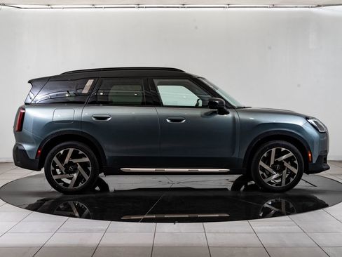 Certified 2025 MINI Cooper Countryman S w/ Comfort Package Max image 11