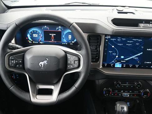 New 2025 Ford Bronco Outer Banks image 8