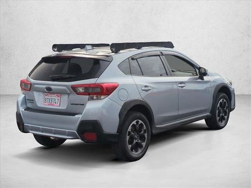 Used 2021 Subaru Crosstrek 2.0i Premium image 5