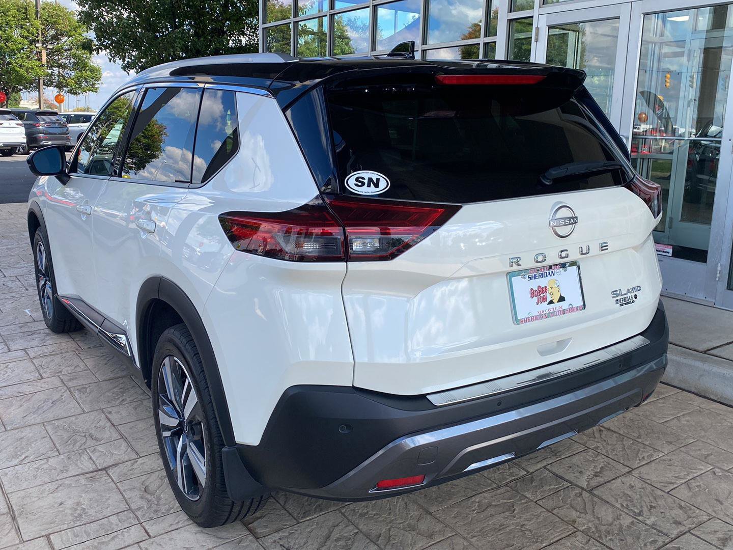 Certified 2023 Nissan Rogue SL AWD/4WD image 5