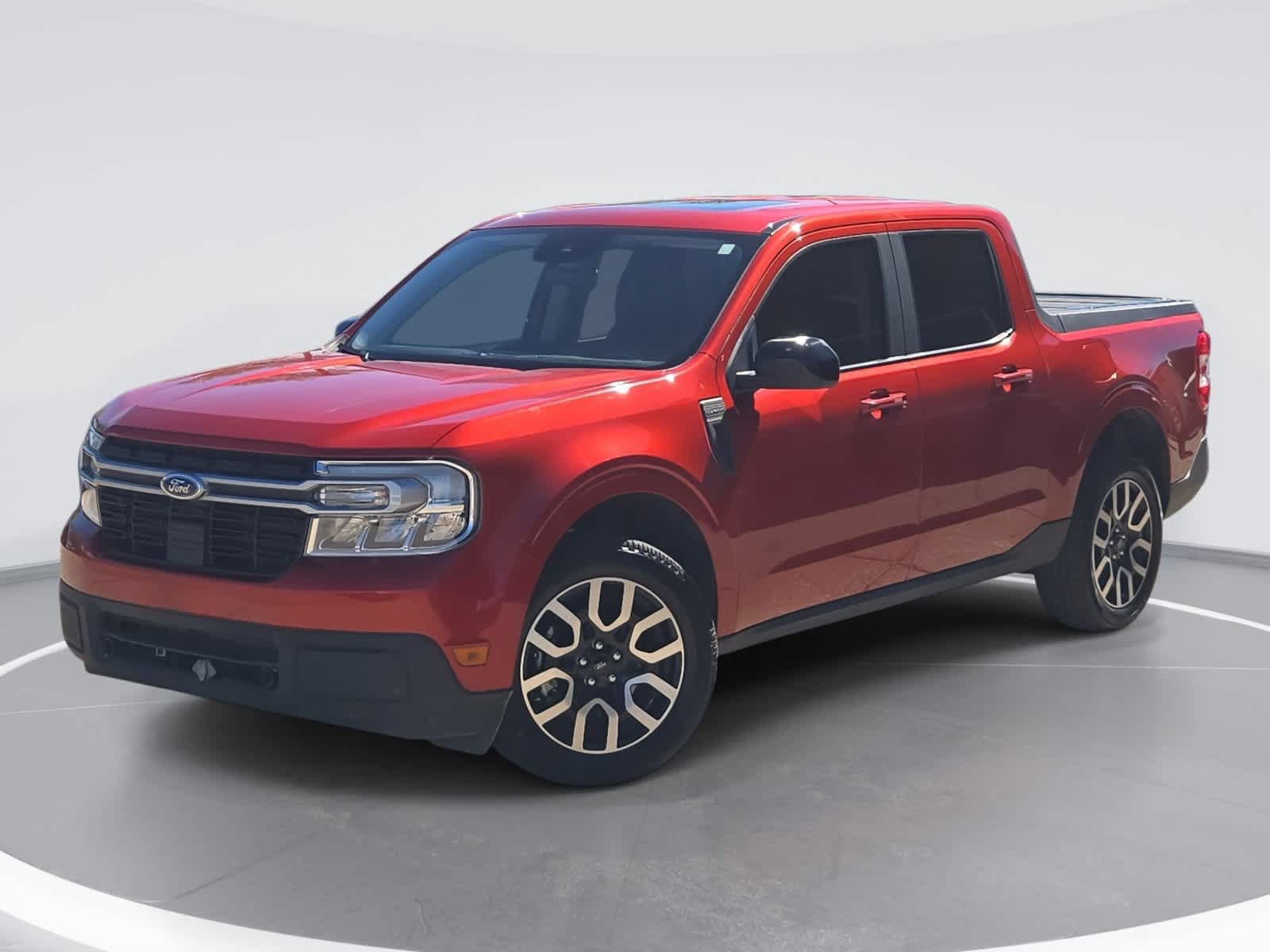 Used 2024 Ford Maverick Lariat FWD image 1