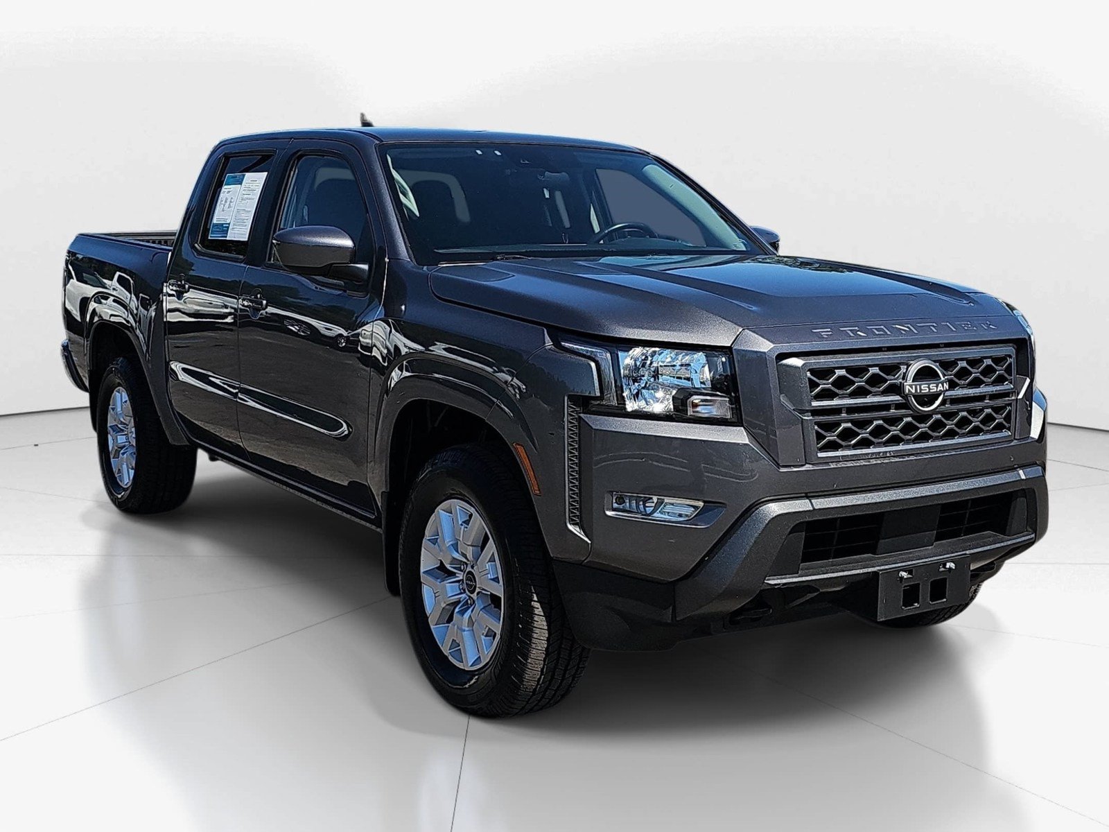 Used 2023 Nissan Frontier SV w/ SV Convenience Package AWD/4WD image 2