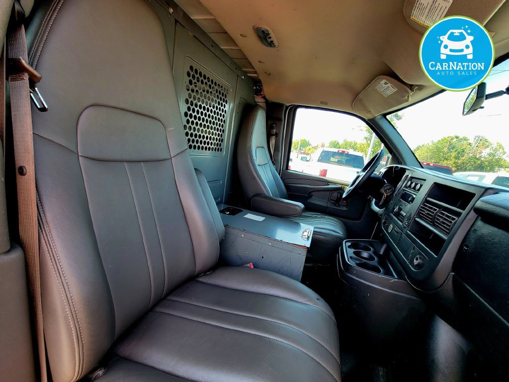 Used 2014 GMC Savana 1500 RWD image 16