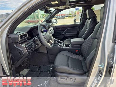 New 2026 Toyota 4Runner TRD Off-Road Premium AWD/4WD image 22