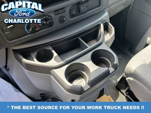 New 2027 Ford E-350 and Econoline 350 Super Duty w/ Power Equipment Group RWD image 17