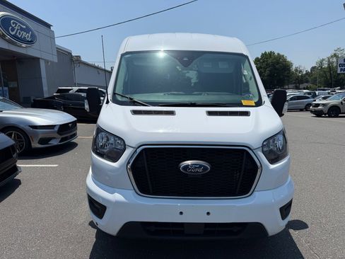 Used 2024 Ford Transit 350 XLT RWD image 2