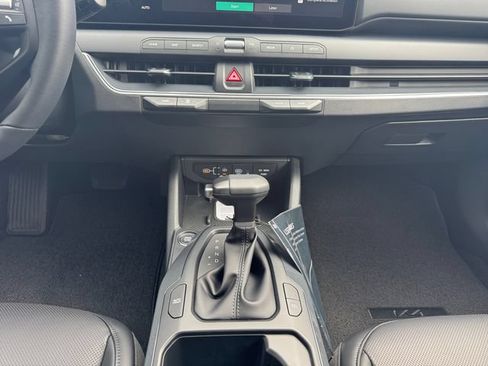 New 2026 Kia K4 EX FWD image 11