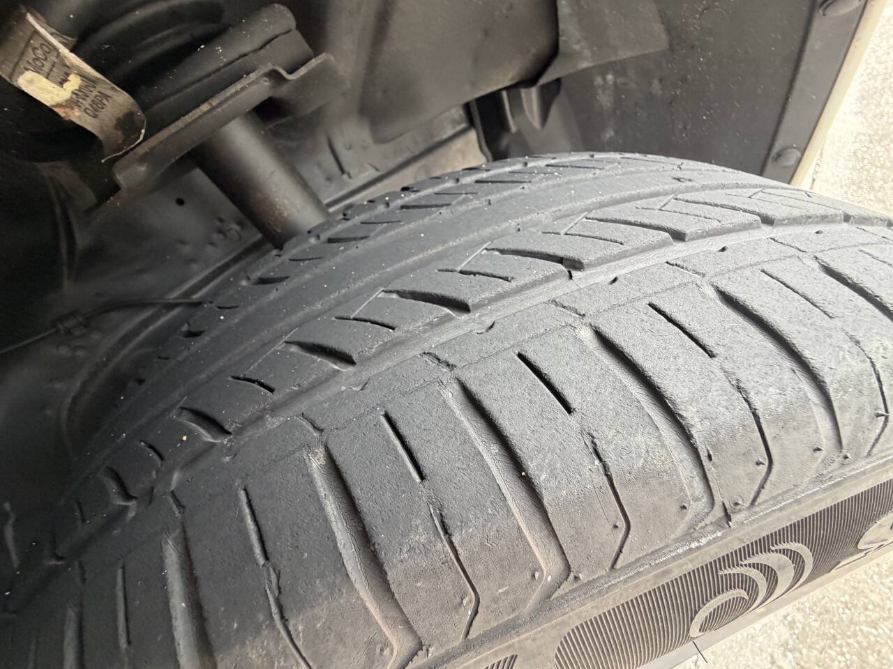 Used 2012 Ford Escape Limited FWD image 16