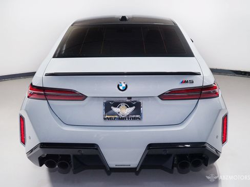 Used 2026 BMW M5 w/ Carbon Package AWD/4WD image 7