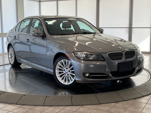 Used 2011 BMW 335i xDrive Sedan AWD/4WD image 1