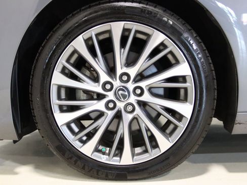 Used 2021 Lexus ES 250 w/ Premium Package image 72