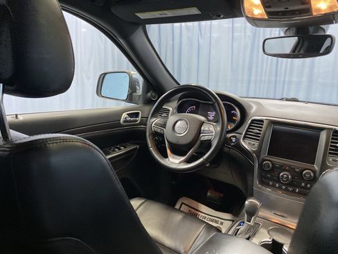 Certified 2018 Jeep Grand Cherokee Limited image 32