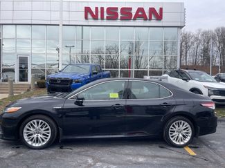 Used 2018 Toyota Camry XLE video 2