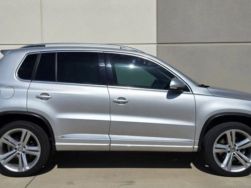 Used 2014 Volkswagen Tiguan R-Line FWD image 9