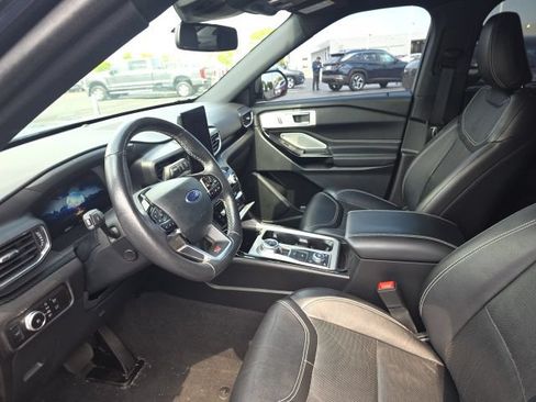 Used 2023 Ford Explorer ST w/ Equipment Group 401A AWD/4WD image 15