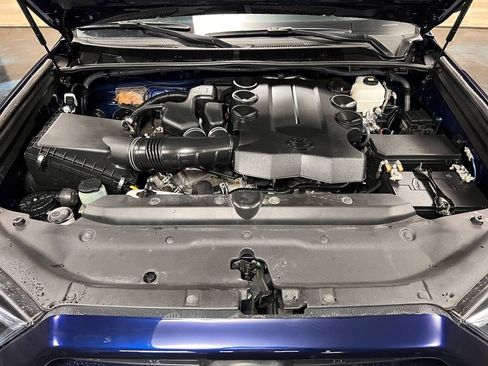 Used 2022 Toyota 4Runner TRD Off-Road Premium image 21