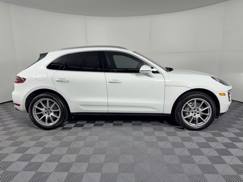 Certified 2018 Porsche Macan S AWD/4WD image 8