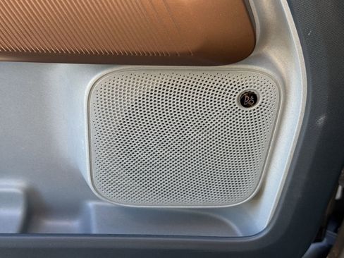 Certified 2023 Ford Maverick Lariat w/ Lariat Luxury Package image 16